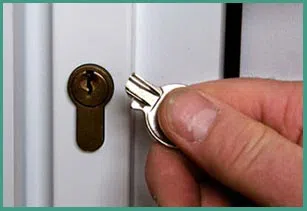 Locksmith In Glendale AZ Glendale, AZ 623-696-3424 - 14-55-broken-key